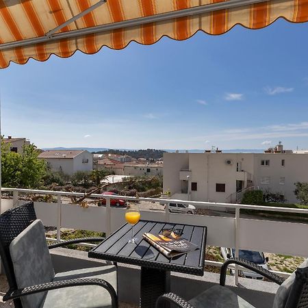 Mediterranean Living Makarska Exterior photo