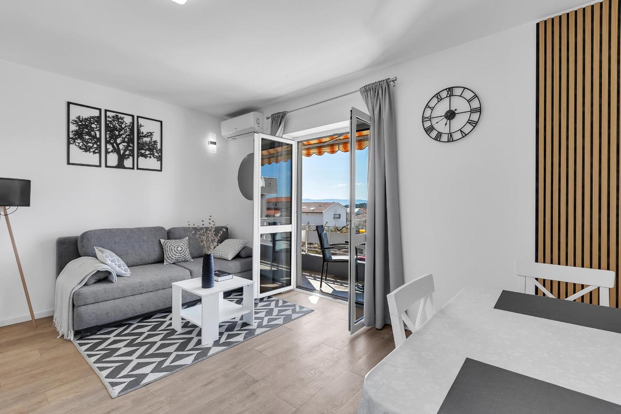 Mediterranean Living Makarska Exterior photo
